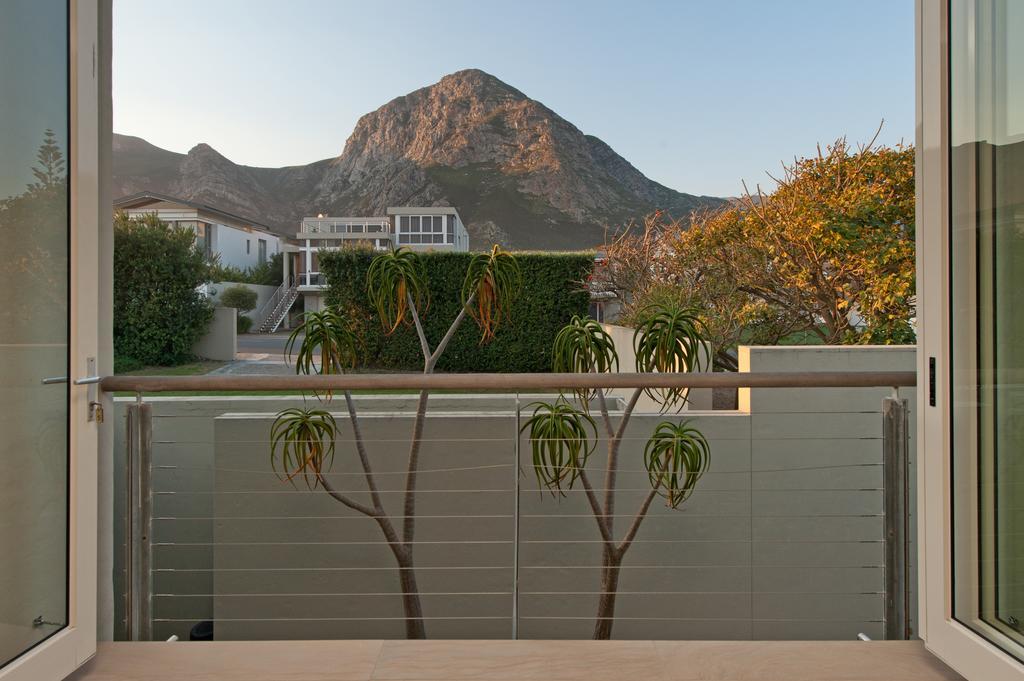 Mosselberg On Grotto Beach Hermanus Exterior photo