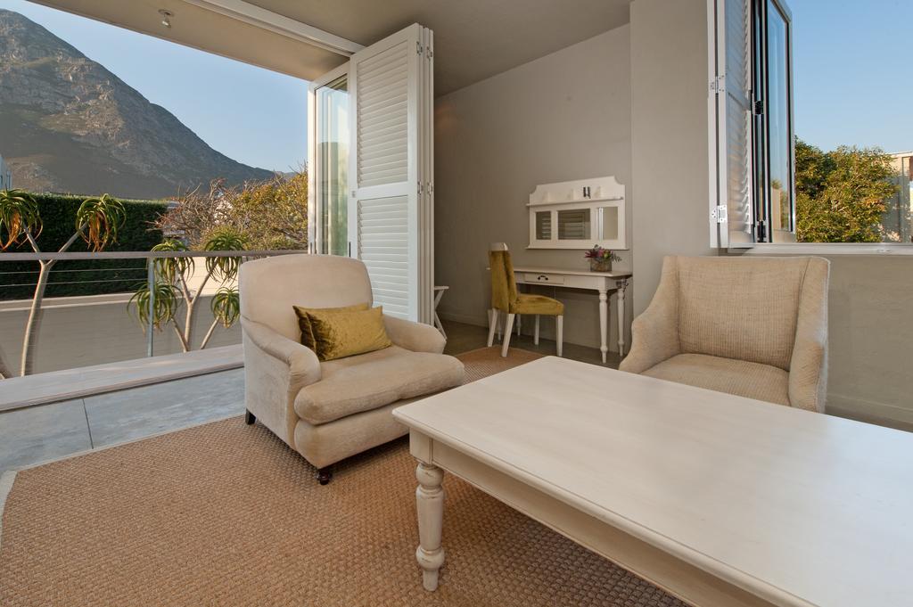 Mosselberg On Grotto Beach Hermanus Exterior photo